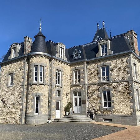 Au Chateau La Lucerne-d'Outremer Luaran gambar